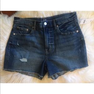 GAP Cut-off Denim Shorts. Inseam 3" High Waist